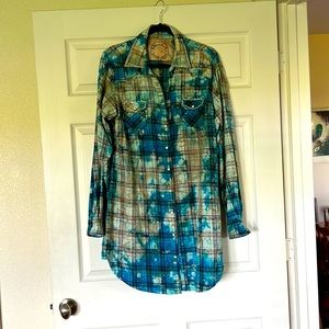 Ladies long sleeve shirt with bling